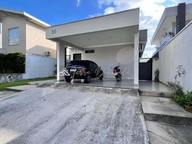 Casa venda em Região Imediata de Taubaté-Pindamonhangaba, Região Metropolitana do Vale do Paraíba e Litoral Norte