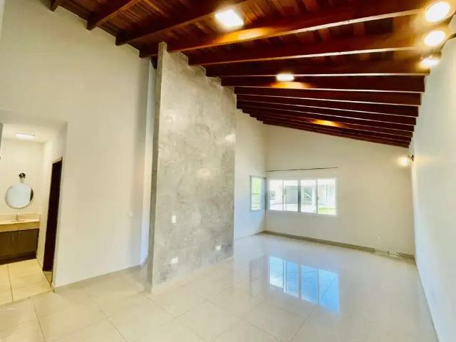 Casa venda em Região Imediata de Taubaté-Pindamonhangaba, Região Metropolitana do Vale do Paraíba e Litoral Norte
