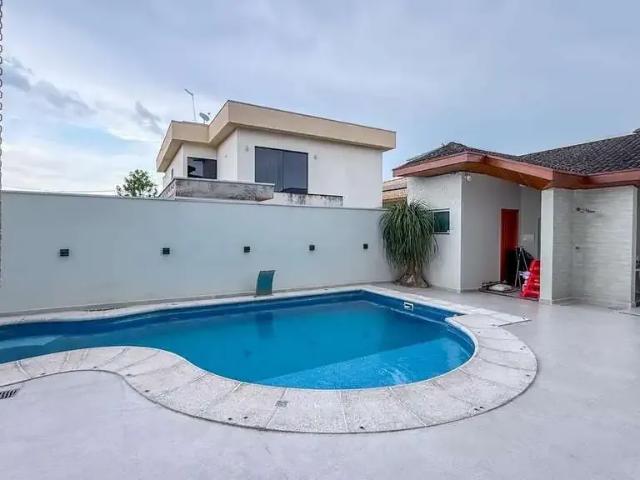 Casa venda em Região Imediata de Taubaté-Pindamonhangaba, Região Metropolitana do Vale do Paraíba e Litoral Norte