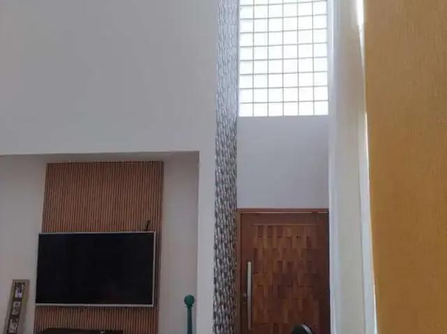 Casa venda em Região Imediata de Taubaté-Pindamonhangaba, Região Metropolitana do Vale do Paraíba e Litoral Norte