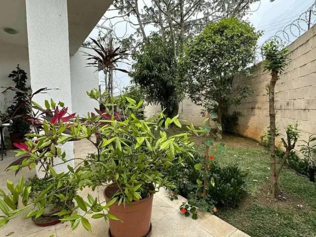 Casa venda em Região Imediata de Taubaté-Pindamonhangaba, Região Metropolitana do Vale do Paraíba e Litoral Norte
