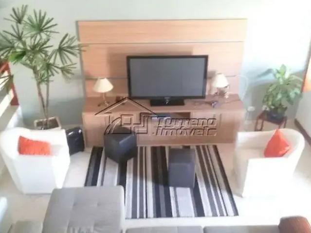 Casa venda em Região Imediata de Taubaté-Pindamonhangaba, Região Metropolitana do Vale do Paraíba e Litoral Norte