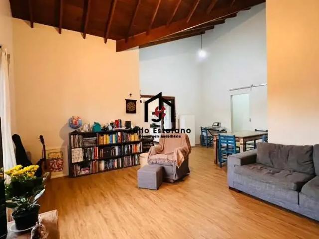 Casa venda em Região Imediata de Taubaté-Pindamonhangaba, Região Metropolitana do Vale do Paraíba e Litoral Norte