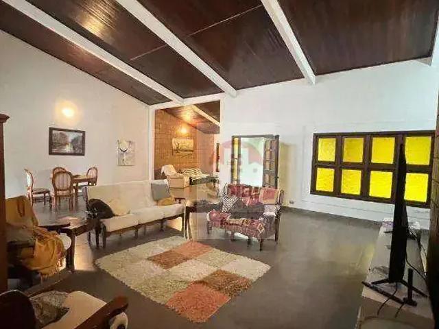 Casa venda em Região Imediata de Taubaté-Pindamonhangaba, Região Metropolitana do Vale do Paraíba e Litoral Norte