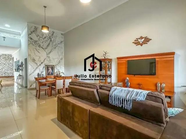 Casa venda em Região Imediata de Taubaté-Pindamonhangaba, Região Metropolitana do Vale do Paraíba e Litoral Norte