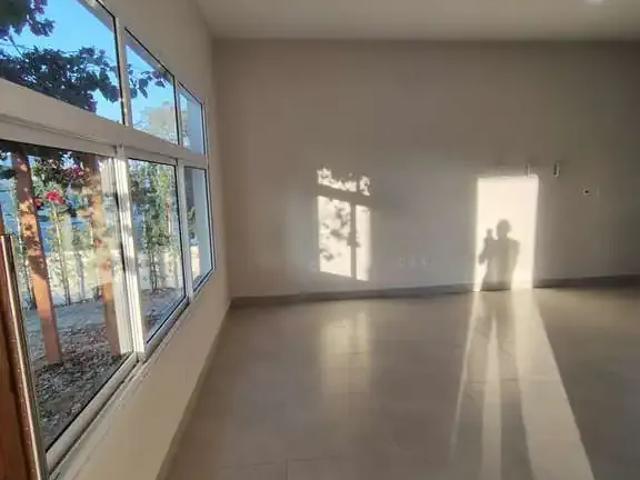 Casa venda em Região Imediata de Taubaté-Pindamonhangaba, Região Metropolitana do Vale do Paraíba e Litoral Norte