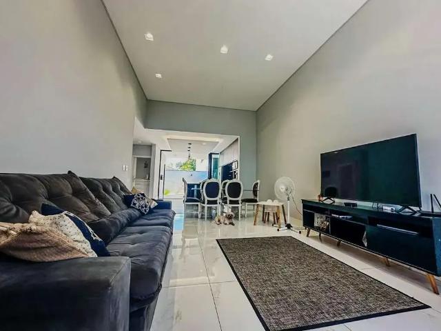 Casa venda em Região Imediata de Taubaté-Pindamonhangaba, Região Metropolitana do Vale do Paraíba e Litoral Norte
