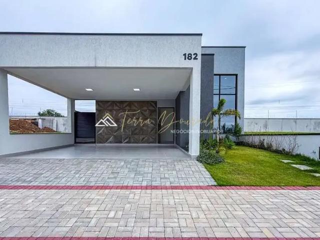 Casa venda em Região Imediata de Taubaté-Pindamonhangaba, Região Metropolitana do Vale do Paraíba e Litoral Norte
