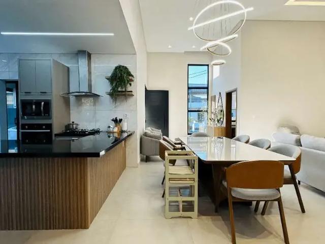 Casa venda em Região Imediata de Taubaté-Pindamonhangaba, Região Metropolitana do Vale do Paraíba e Litoral Norte