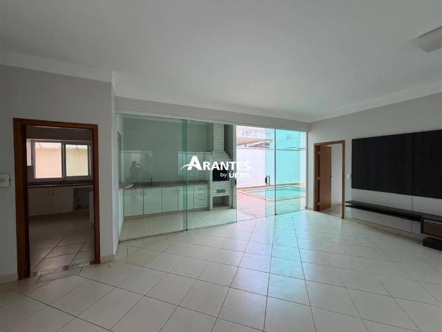 Casa venda em Condomínio Royal Park, Uberlândia