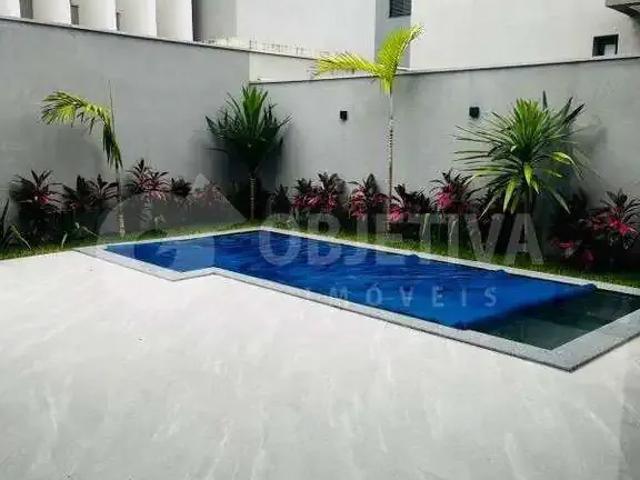 Casa venda em Condomínio Jardim Versailles, Uberlândia