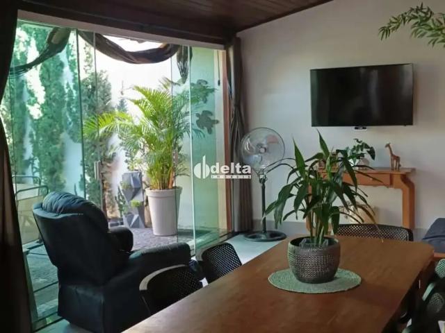 Casa venda em Setor Norte, Uberlândia