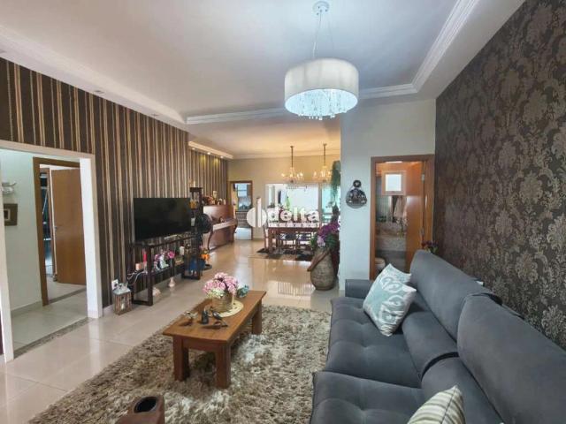 Casa venda em Condomínio Jardins Gênova, Uberlândia