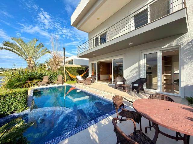 Casa venda em Condomínio Enseada, Xangri-lá