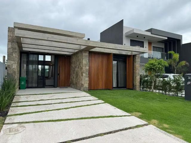Casa venda em Região Geográfica Imediata de Tramandaí - Osório, Aglomeração Urbana do Litoral Norte