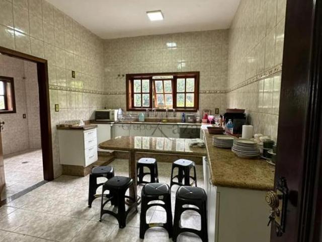 Casa venda em Região Imediata de Cruzeiro, Região Metropolitana do Vale do Paraíba e Litoral Norte