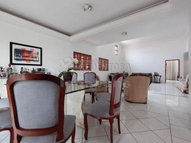 Casa venda em Região Imediata de São José do Rio Preto, Região Metropolitana de São José do Rio Preto