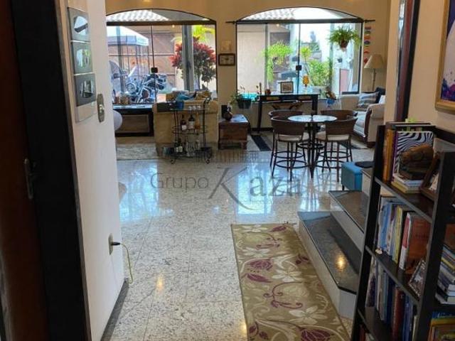 Casa venda em Região Imediata de São José dos Campos, Região Metropolitana do Vale do Paraíba e Litoral Norte