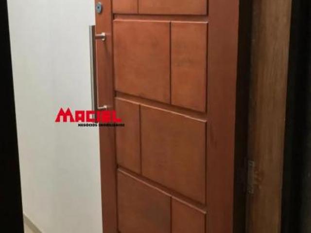 Casa venda em Região Imediata de São José dos Campos, Região Metropolitana do Vale do Paraíba e Litoral Norte