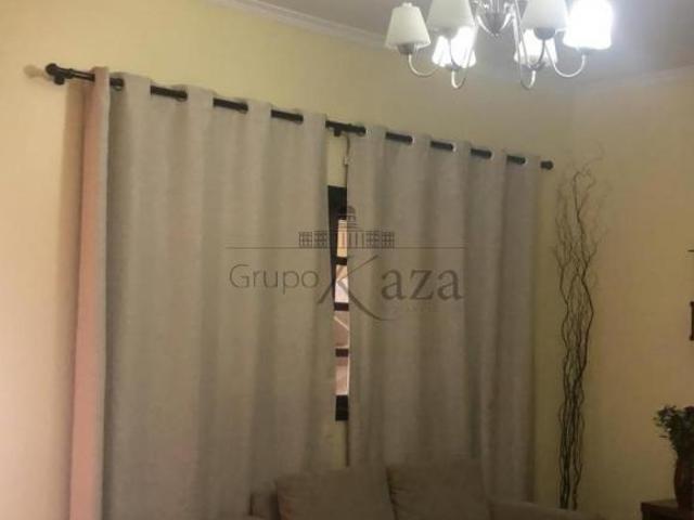 Casa venda em Região Imediata de São José dos Campos, Região Metropolitana do Vale do Paraíba e Litoral Norte