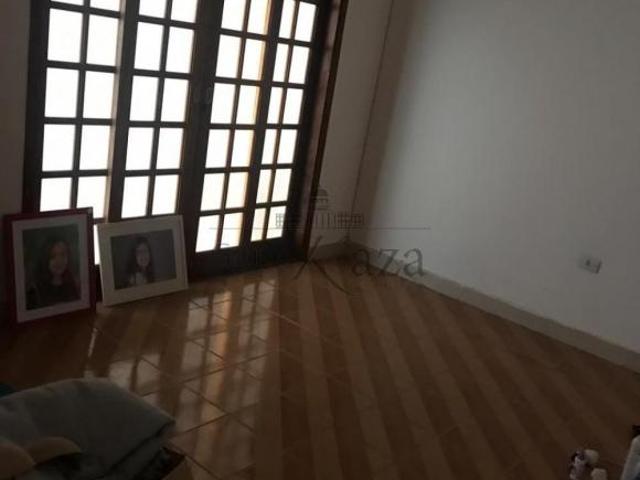 Casa venda em Região Imediata de São José dos Campos, Região Metropolitana do Vale do Paraíba e Litoral Norte