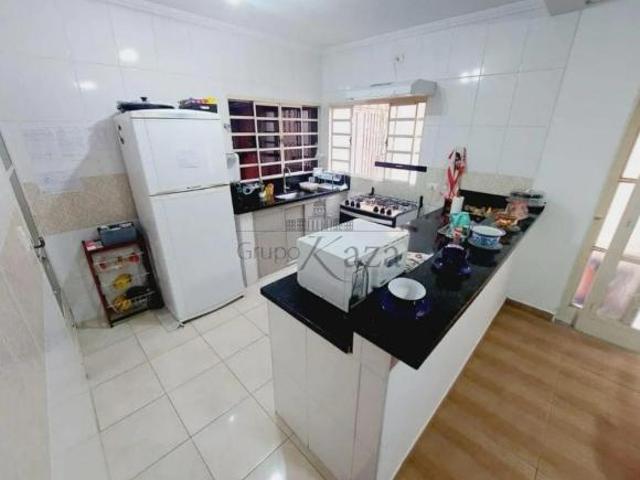 Casa venda em Região Imediata de São José dos Campos, Região Metropolitana do Vale do Paraíba e Litoral Norte