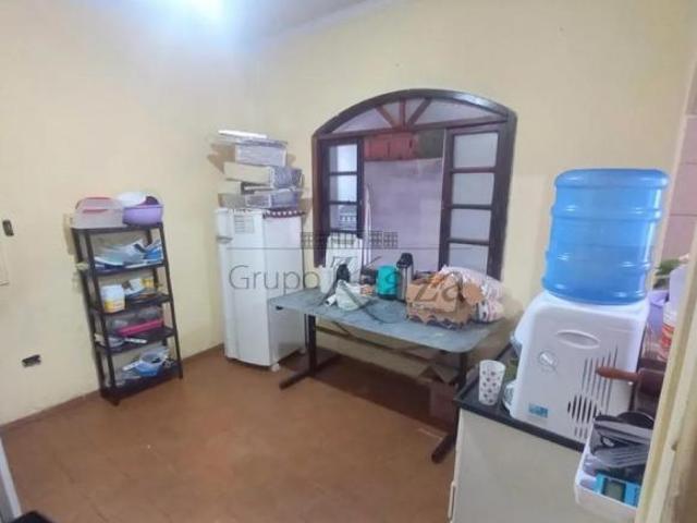 Casa venda em Região Imediata de São José dos Campos, Região Metropolitana do Vale do Paraíba e Litoral Norte