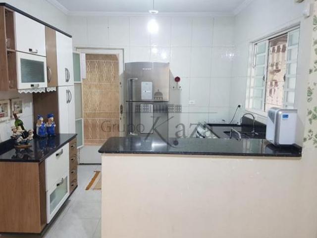 Casa venda em Região Imediata de São José dos Campos, Região Metropolitana do Vale do Paraíba e Litoral Norte