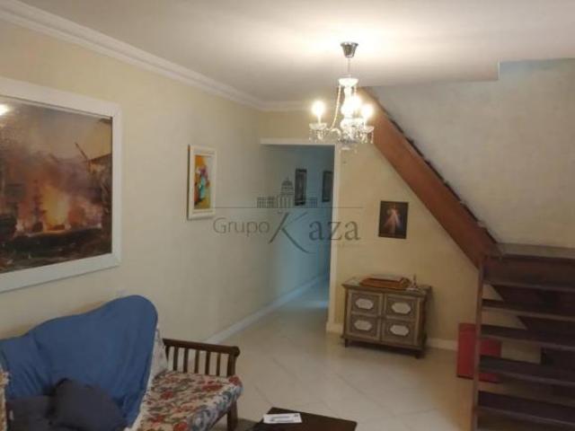 Casa venda em Região Imediata de São José dos Campos, Região Metropolitana do Vale do Paraíba e Litoral Norte
