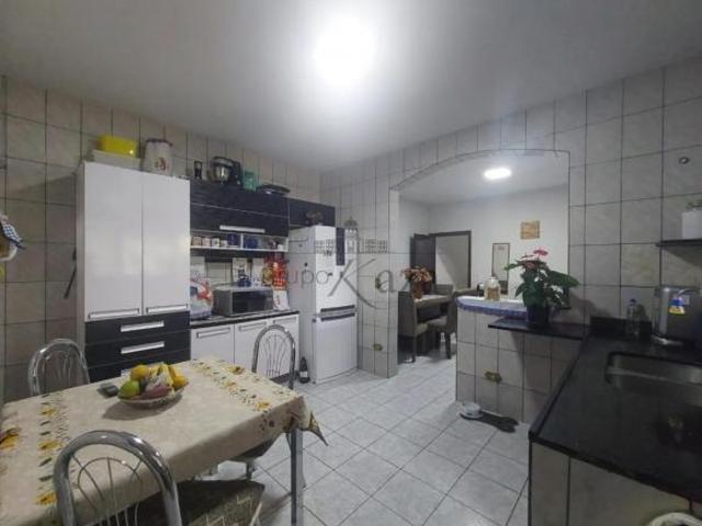 Casa venda em Região Imediata de São José dos Campos, Região Metropolitana do Vale do Paraíba e Litoral Norte