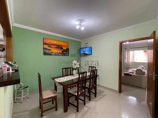 Casa venda em Região Imediata de São José dos Campos, Região Metropolitana do Vale do Paraíba e Litoral Norte