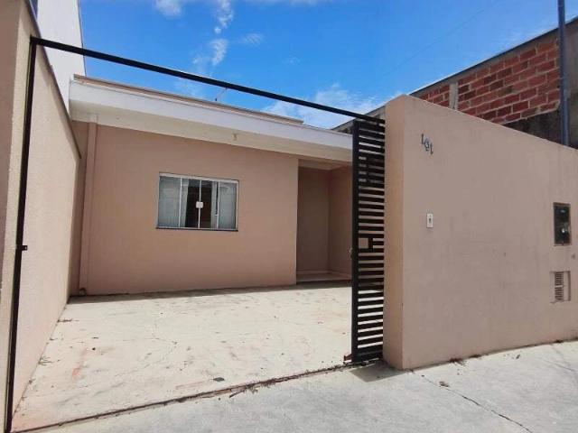 Casa aluguel em Álvares Machado