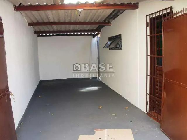 Casa aluguel em Região Geográfica Imediata de Uberlândia, Araguari