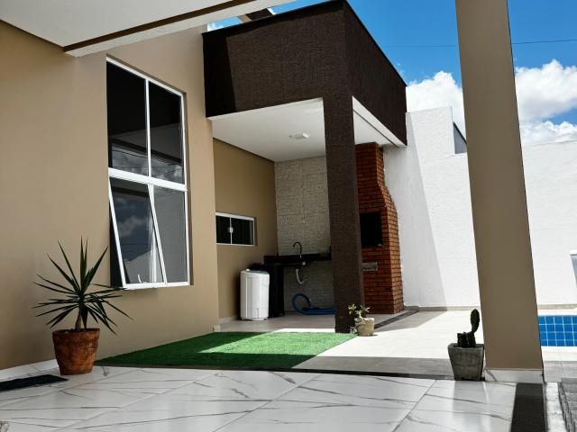 Casa aluguel em Nova Nazaré, Região Geográfica Intermediária de Barra do Garças