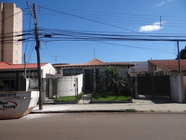Casa aluguel em Arapongas, Região Geográfica Intermediária de Londrina