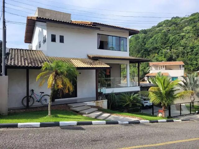 Casa aluguel em Região Geográfica Imediata de Itajaí, Balneario Camboriú