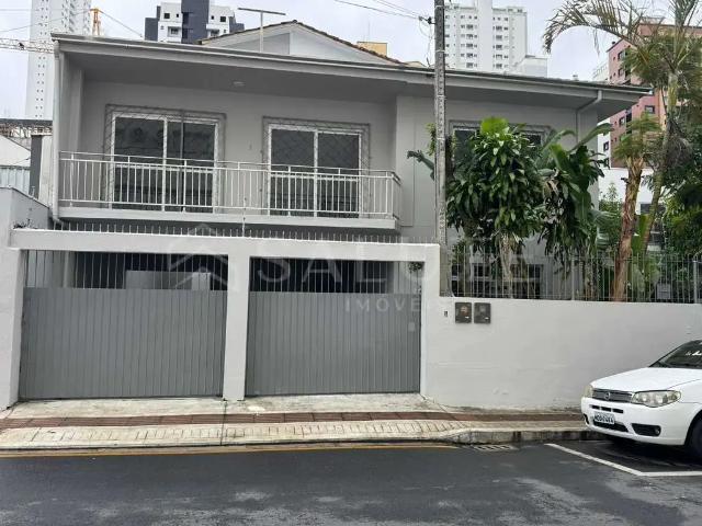 Casa aluguel em Região Geográfica Imediata de Itajaí, Balneario Camboriú