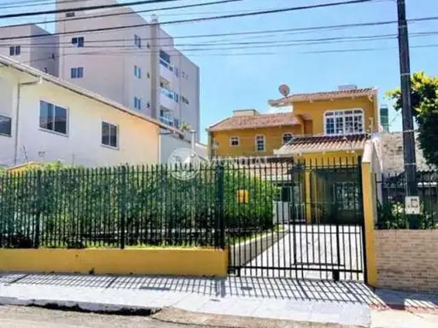 Casa aluguel em Região Geográfica Imediata de Itajaí, Balneario Camboriú