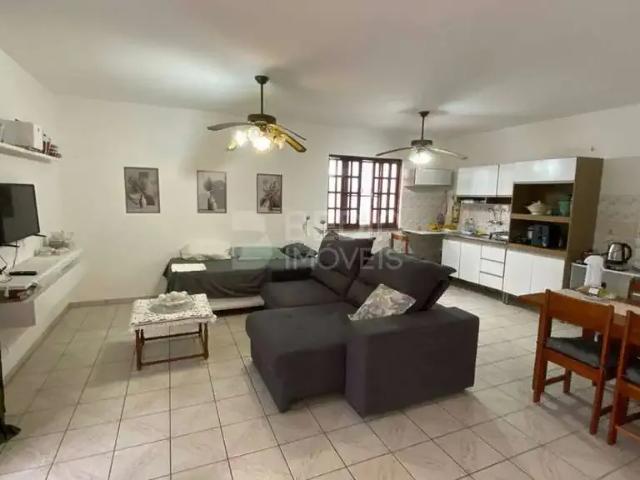 Casa aluguel em Região Geográfica Imediata de Itajaí, Balneario Camboriú