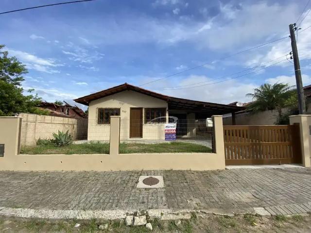 Casa aluguel em Região Geográfica Imediata de Itajaí, Piçarras