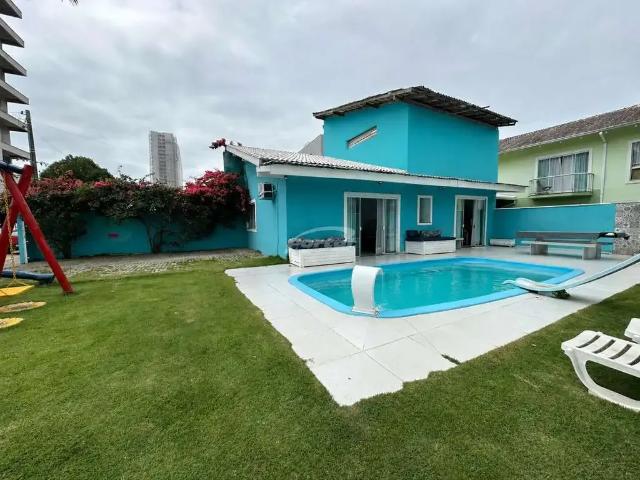 Casa aluguel em Região Geográfica Imediata de Itajaí, Piçarras