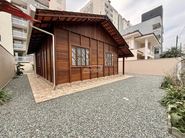 Casa aluguel em Região Geográfica Imediata de Itajaí, Piçarras