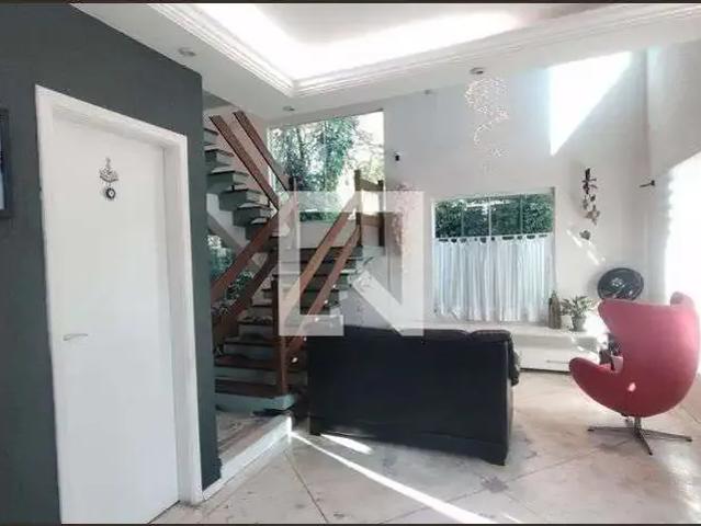 Casa aluguel em Região Imediata de São Paulo, Região Metropolitana de São Paulo