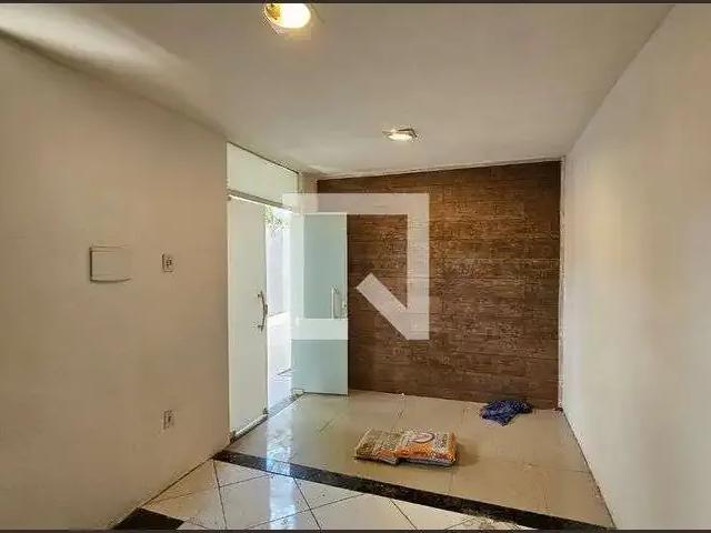 Casa aluguel em Região Geográfica Imediata do Rio de Janeiro, Região Metropolitana do Rio de Janeiro