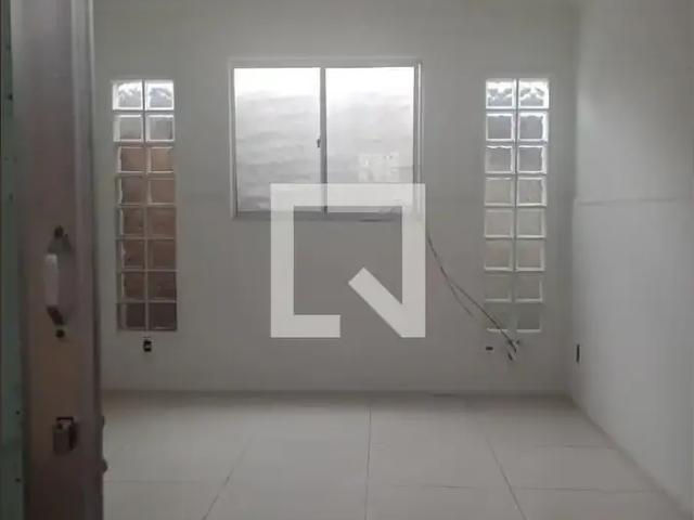 Casa aluguel em Região Geográfica Imediata do Rio de Janeiro, Região Metropolitana do Rio de Janeiro