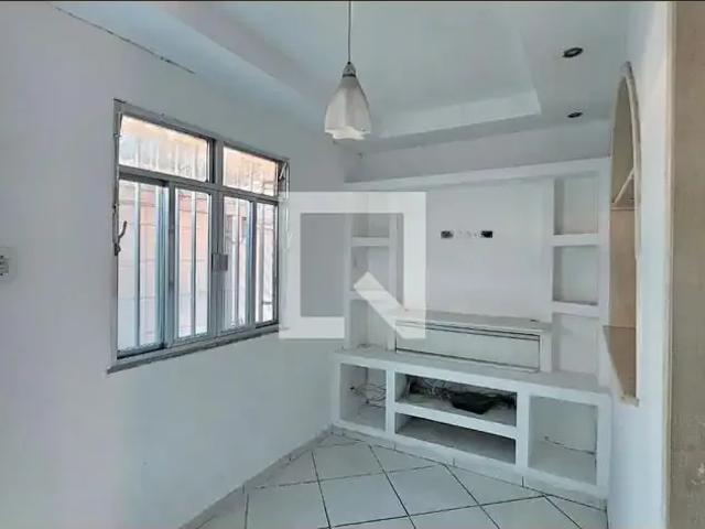 Casa aluguel em Região Geográfica Imediata do Rio de Janeiro, Região Metropolitana do Rio de Janeiro