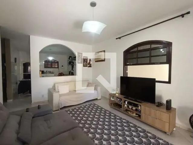 Casa aluguel em Região Geográfica Imediata do Rio de Janeiro, Região Metropolitana do Rio de Janeiro