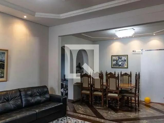 Casa aluguel em Região Geográfica Imediata de Belo Horizonte, Região Metropolitana de Belo Horizonte