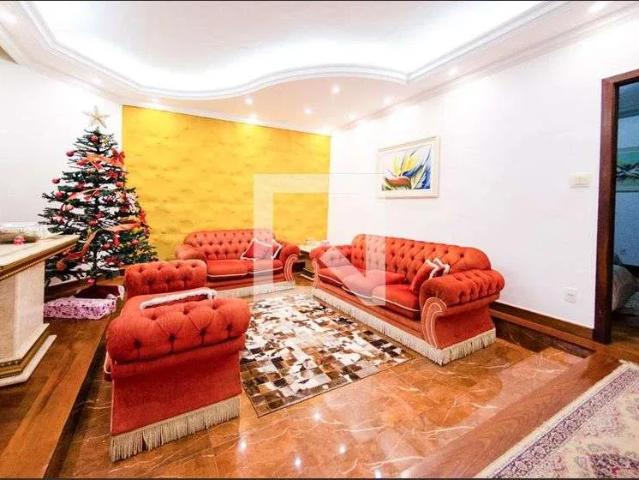 Casa aluguel em Álvaro Camargos, Belo Horizonte