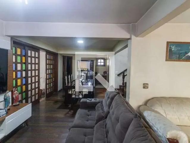 Casa aluguel em Região Geográfica Imediata de Belo Horizonte, Região Metropolitana de Belo Horizonte